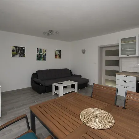 Apartment Jure *