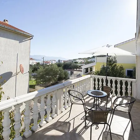 Apartment Jure