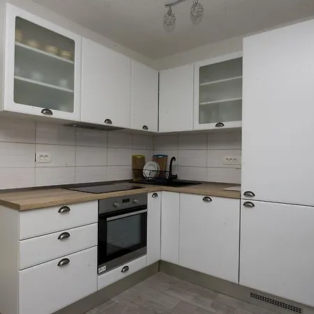 Jure Apartment Slatine