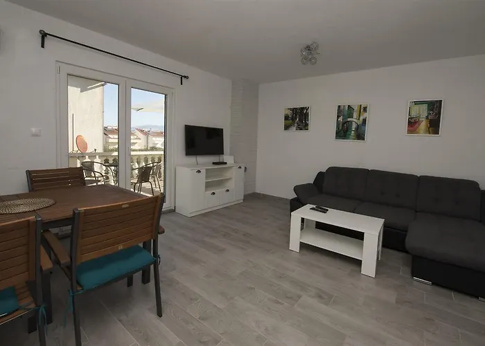 Apartman Jure Slatine